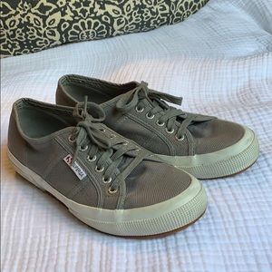 Superga COTU Classic Sneaker • 8.5 • Grey Sage